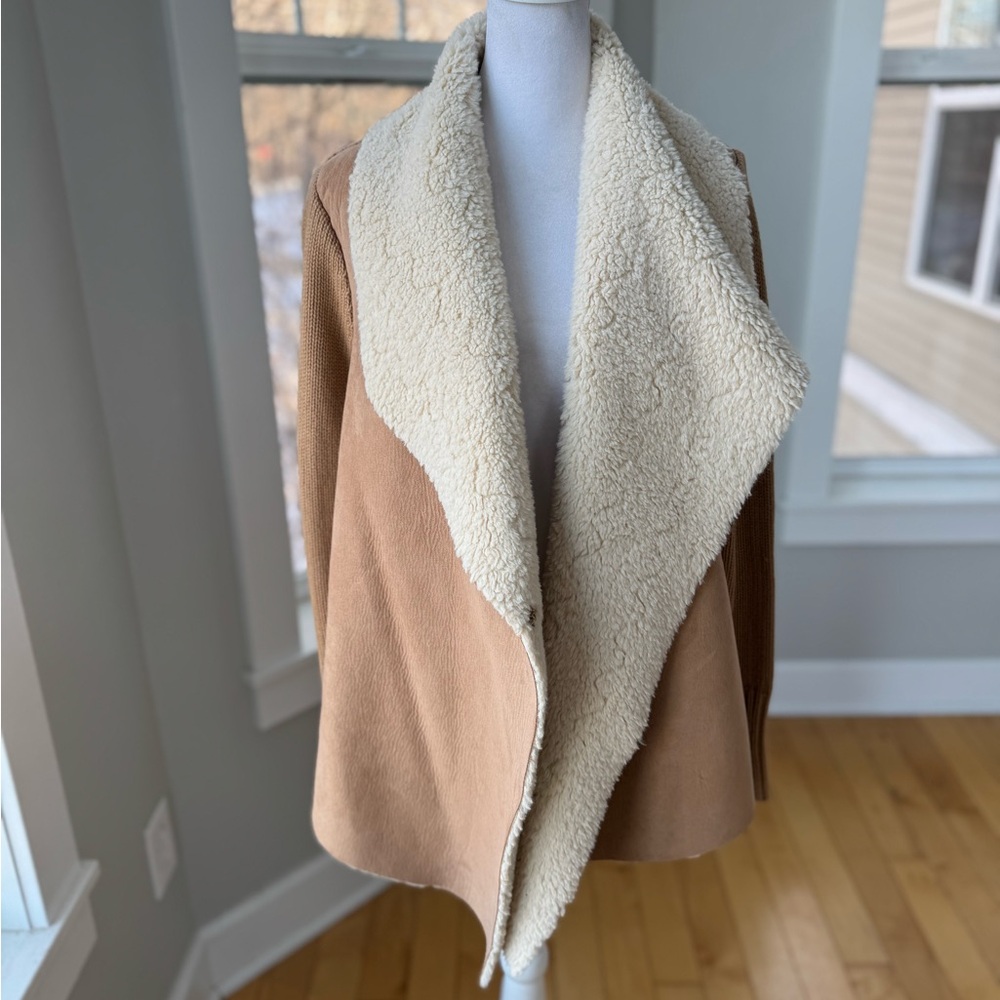 New York & Company Tan Ivory Faux Suede Sherpa Sweater Jacket Coat Size Medium